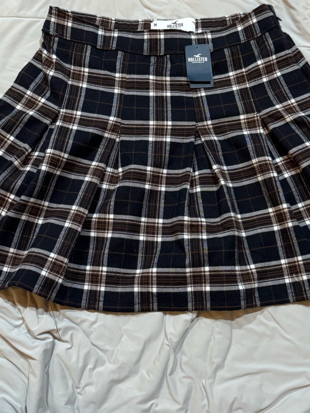 Hollister Black, Brown & White Plaid Pleated Skater Skirt